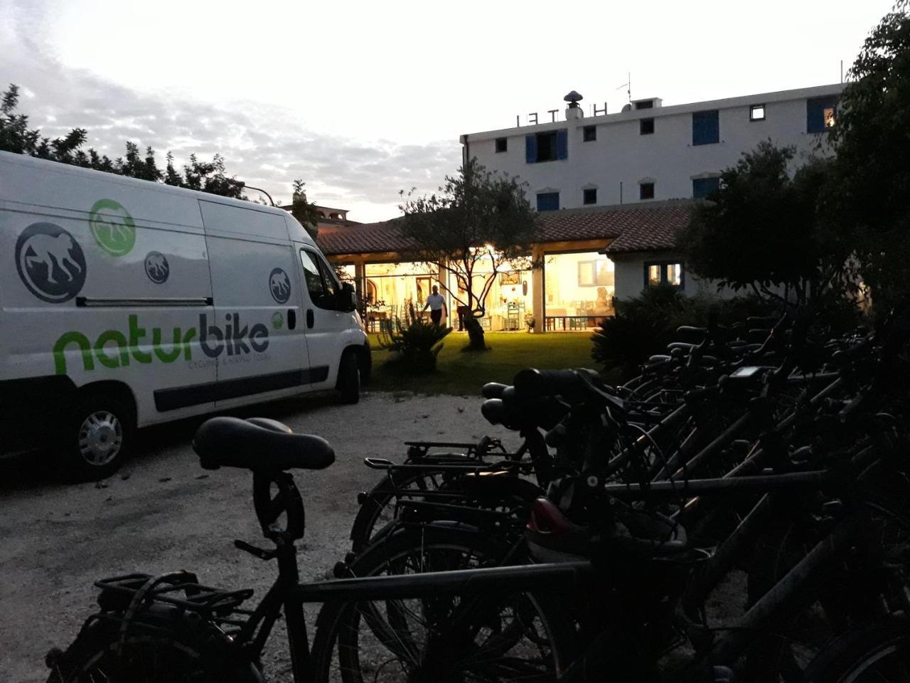 Hotel S'Ortale Con Parcheggio Interno E Ristorante All'Aperto Orosei Exterior foto